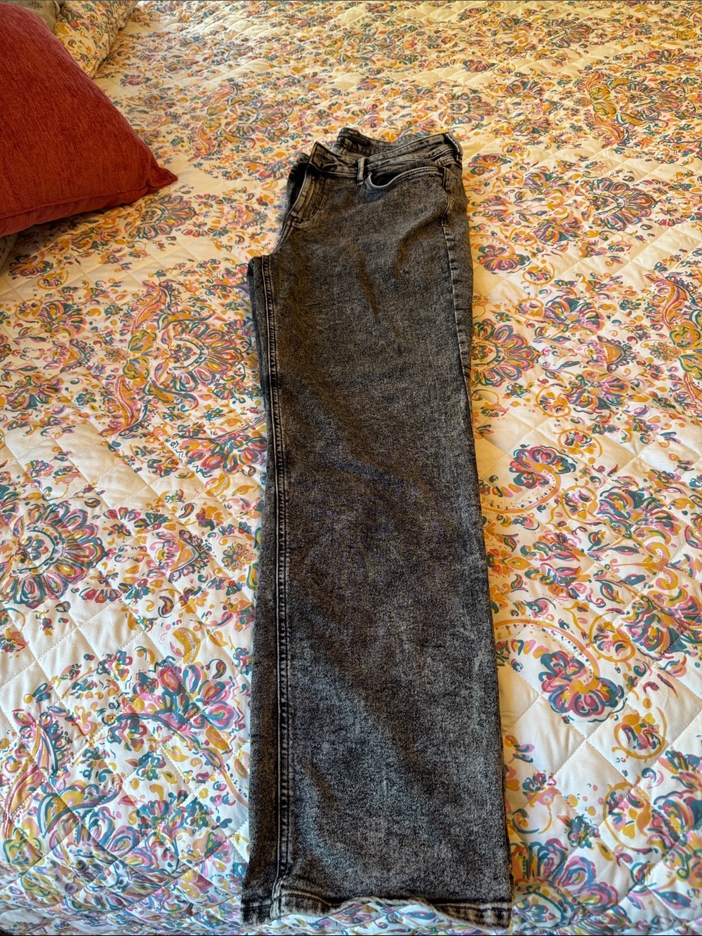 Simply Vera Vera Wang Women's Straight Gray Washed Jeans